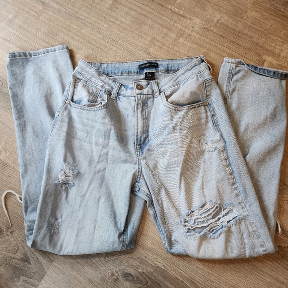 Light Jean - Picture 4 of 4